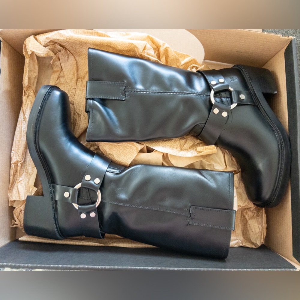 NWT NIB Frye Kate Harness Leather Boots Black Size 8 - Picture 7 of 11